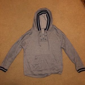 Hooded gray sweater with lace front